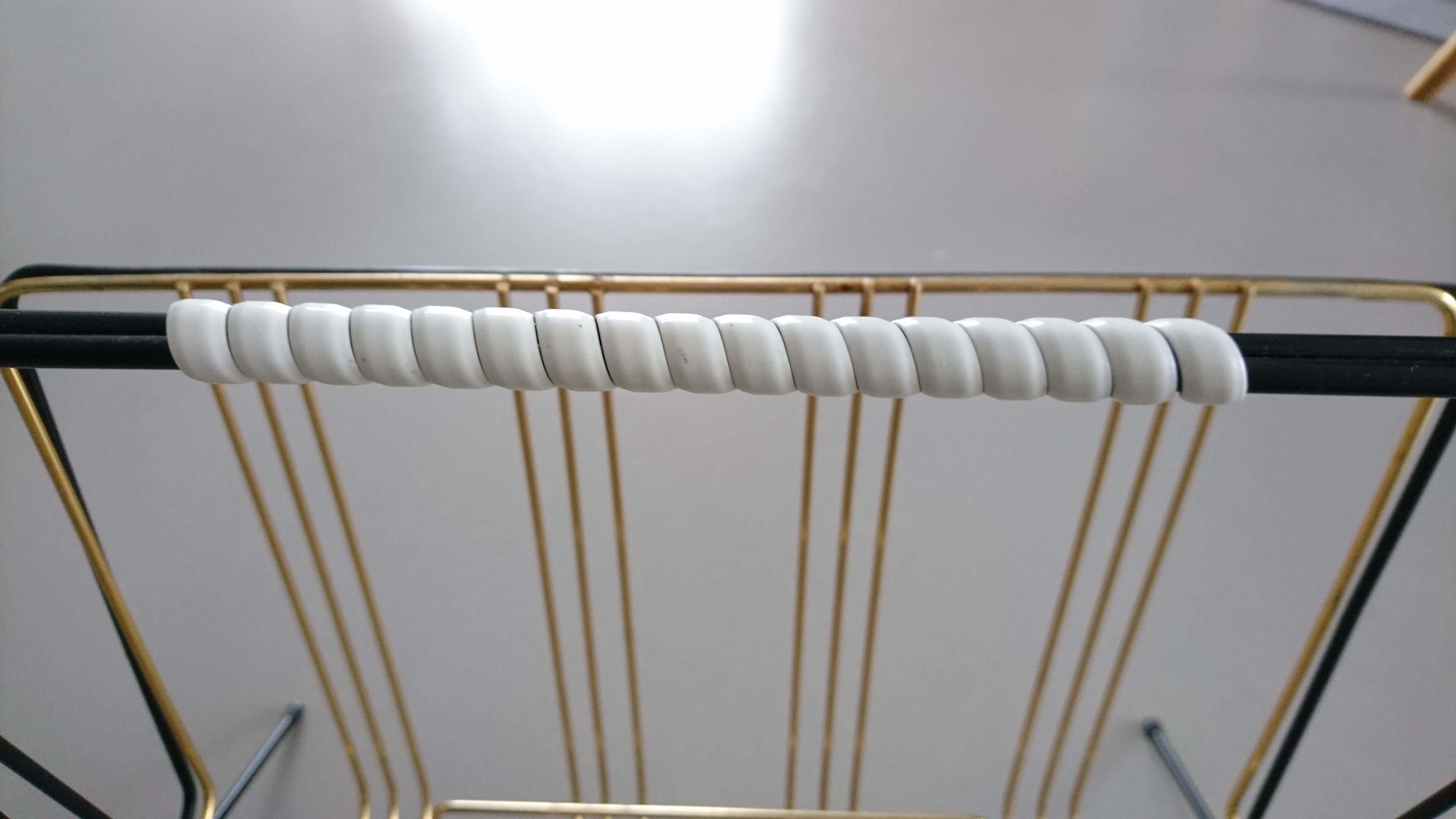 Review door metal black and gold