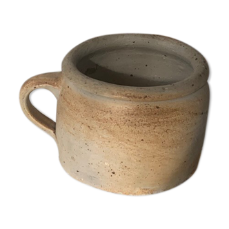 Pot cover with vintage sandstone handle