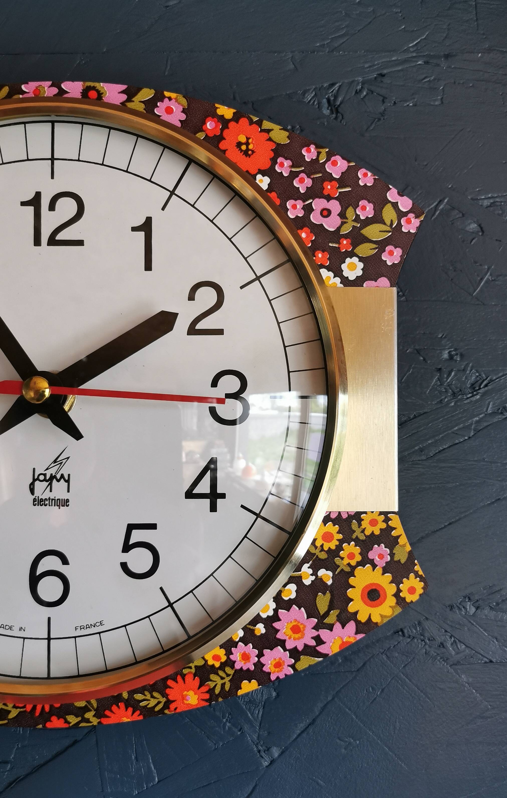 Vintage silent wall pendulum clock 70s "Japy electric flowers"