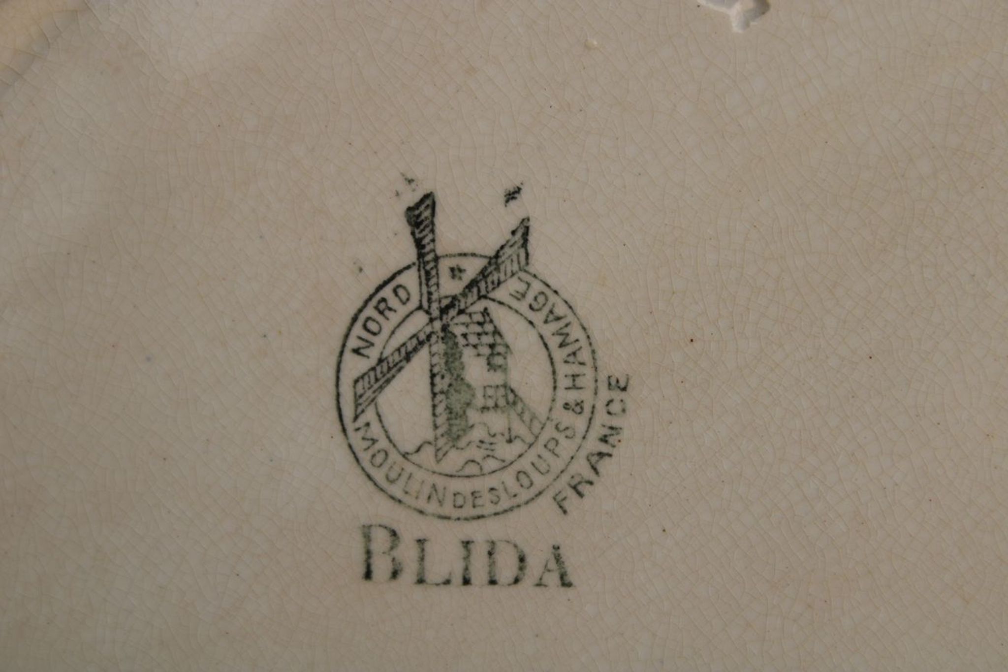 Plat oval blida