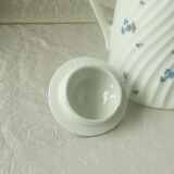 Coffee maker pouring porcelain twisted decot blueberry barbel