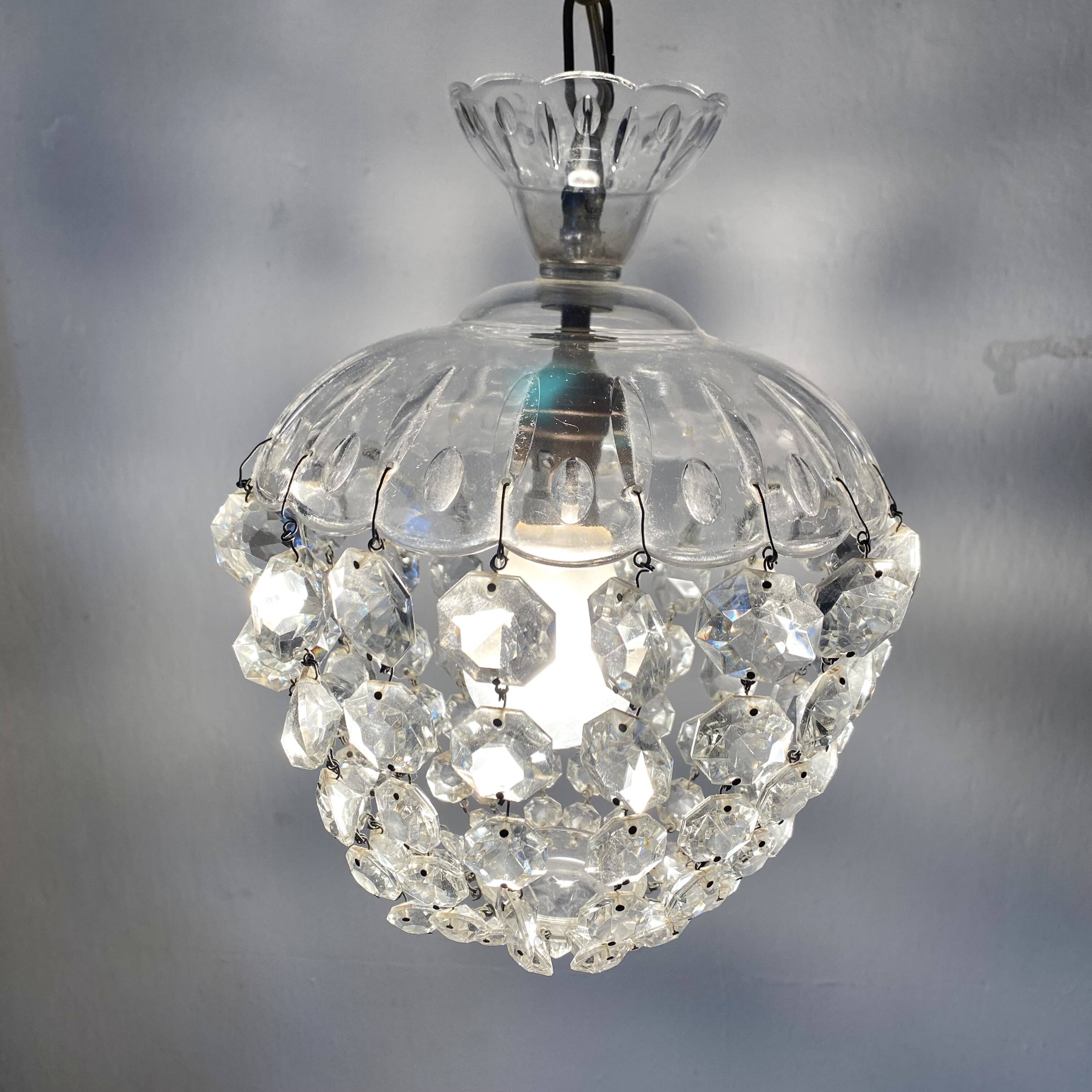 Basket tassel suspension or tassel ceiling light