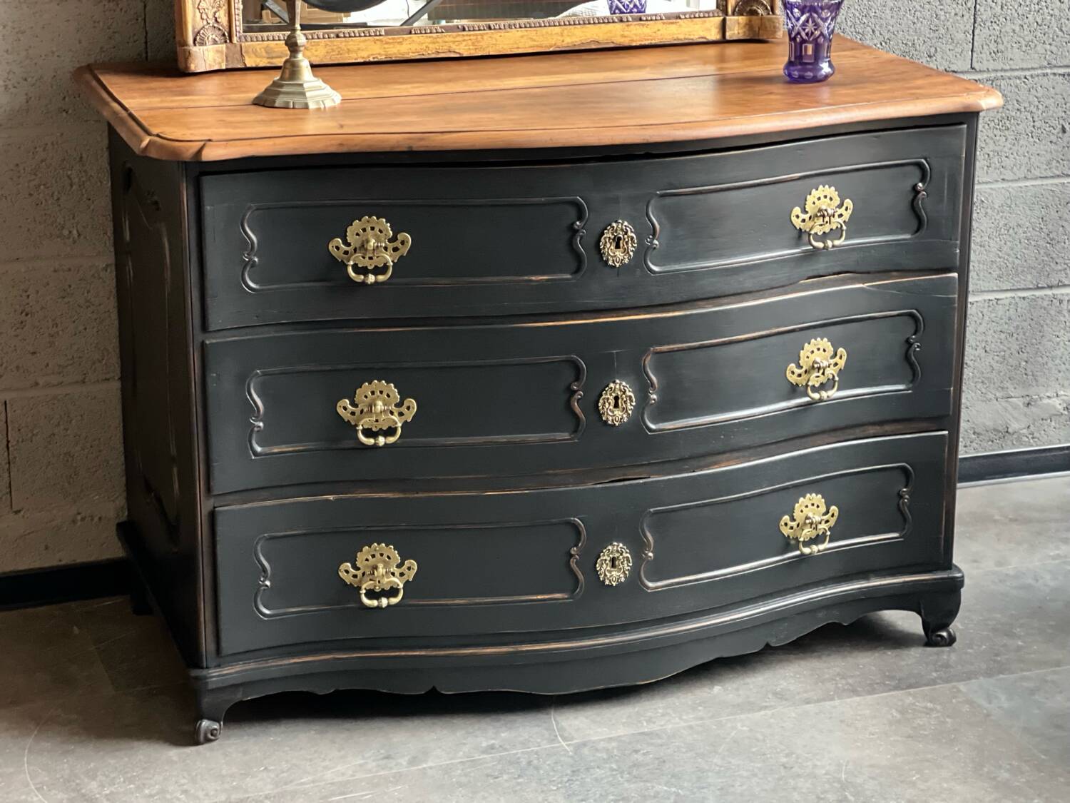 18th century patinated bombé commode