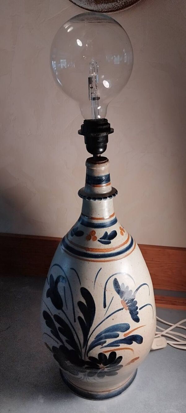 Lampe en grès Kéraluc