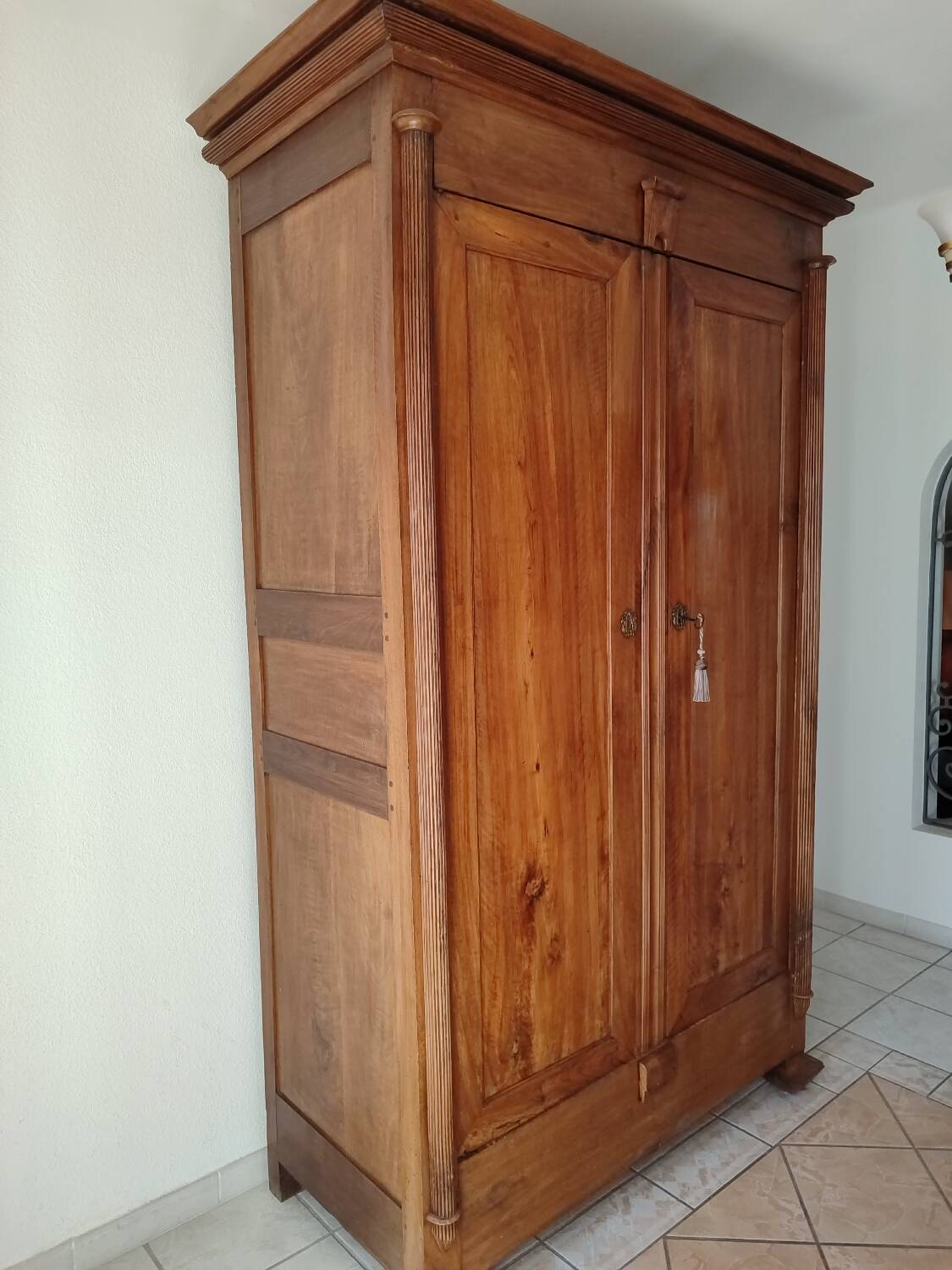 Armoire ancienne en bois