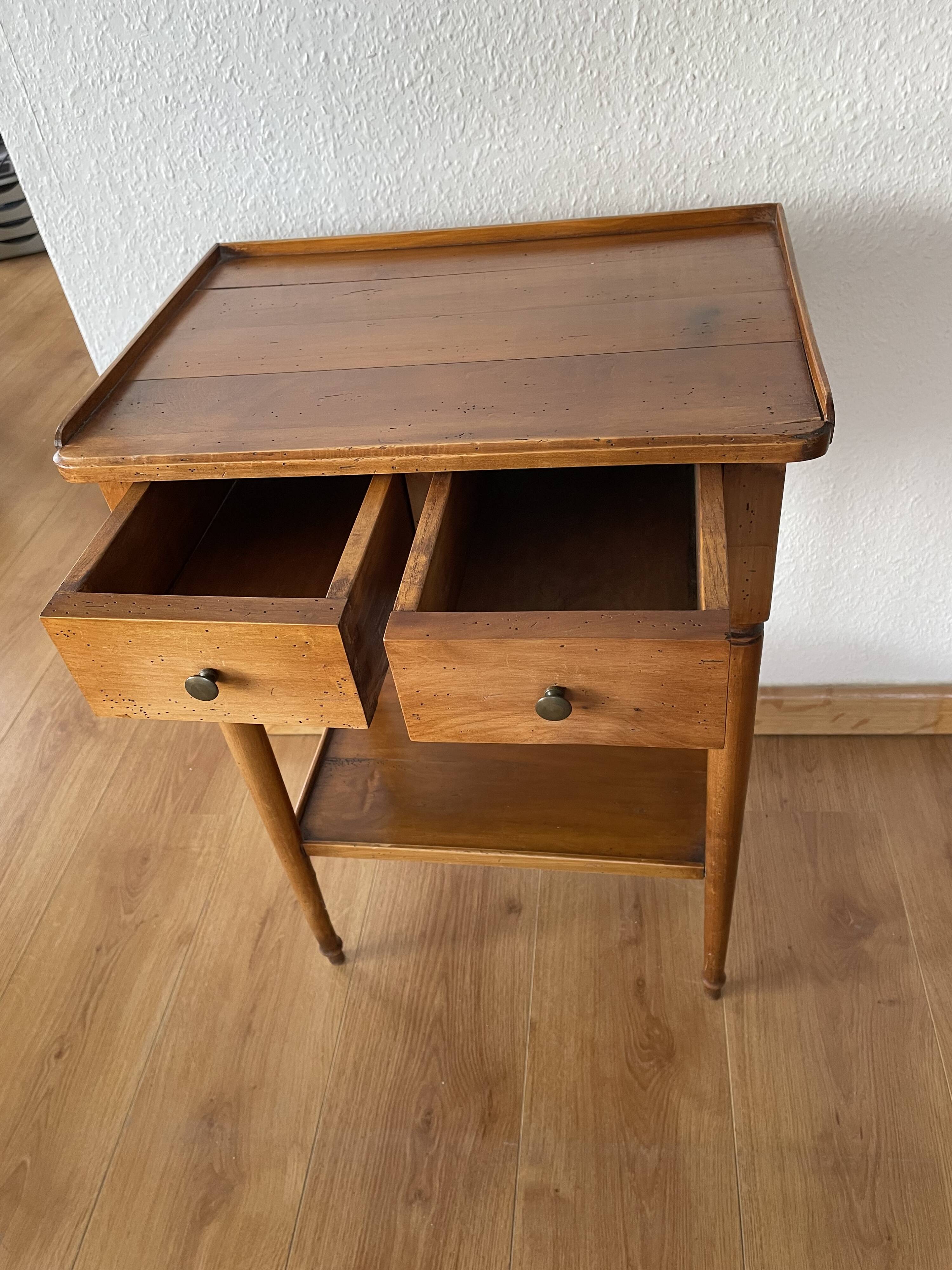 Small solid wood cabinet – vintage style with 2 drawers