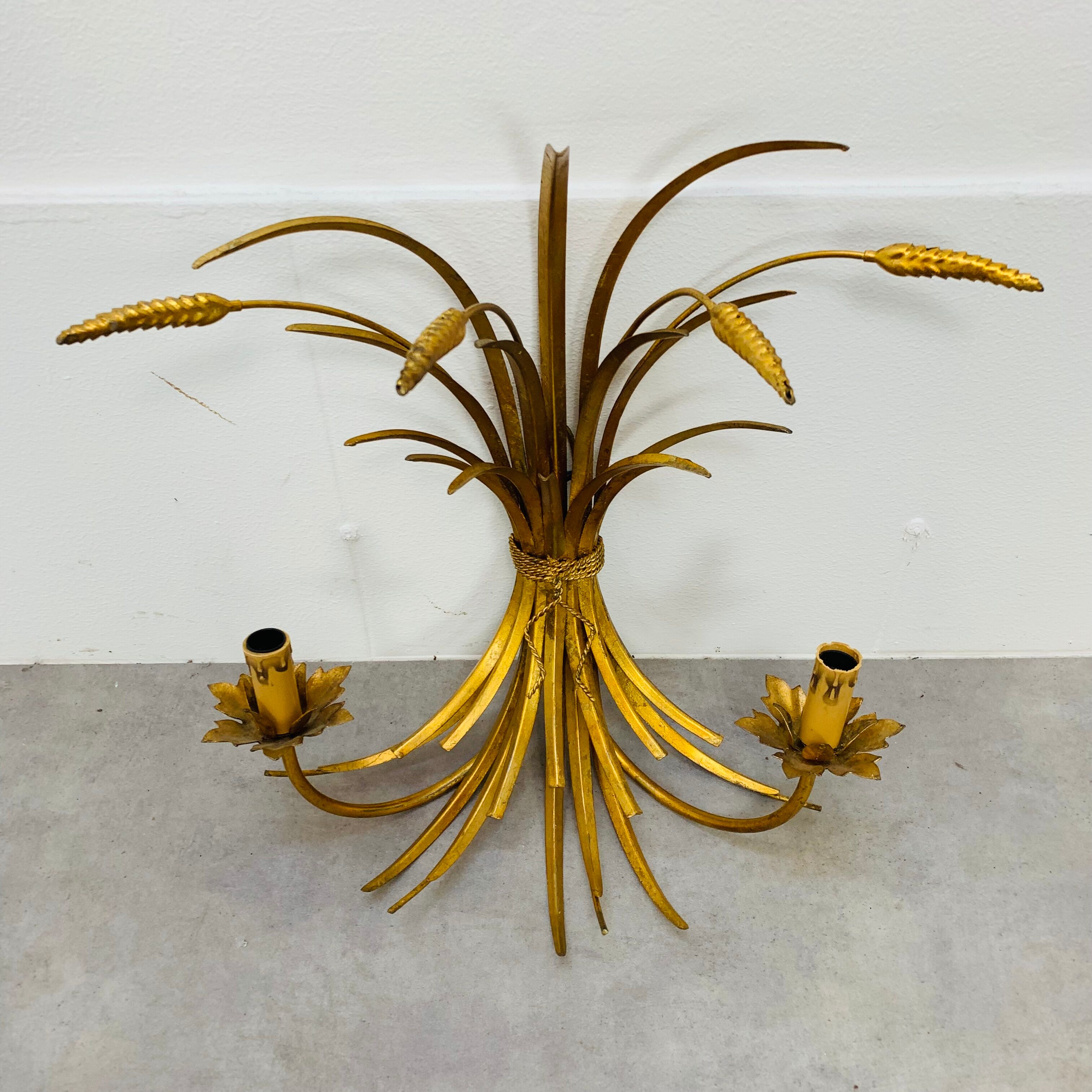 Wall lamp ear of wheat golden foliage Hans Kogl, style Hollywood Regency