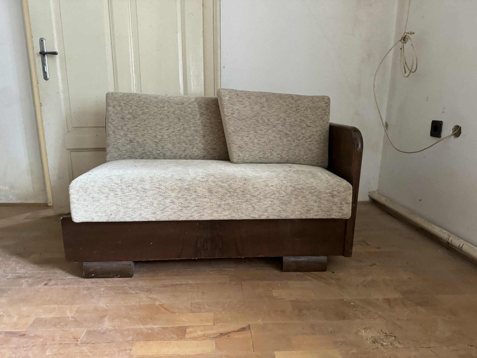 Small Art Deco sofa, Austria, 1930s