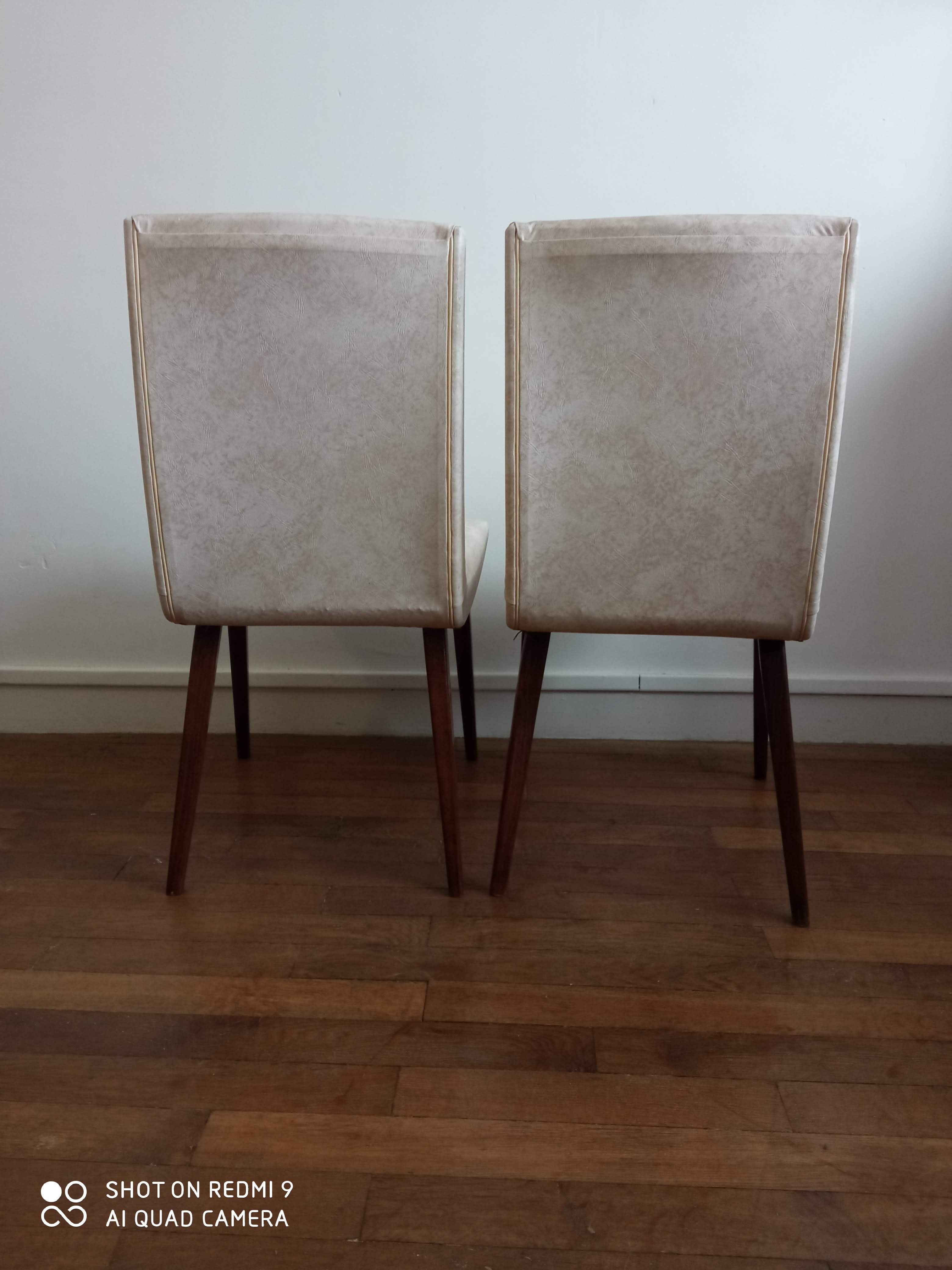 Pair of chairs in skai 60s