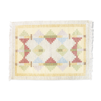 Modern Scandinavian carpet by Ida Rydelius, 226cm x 172cm