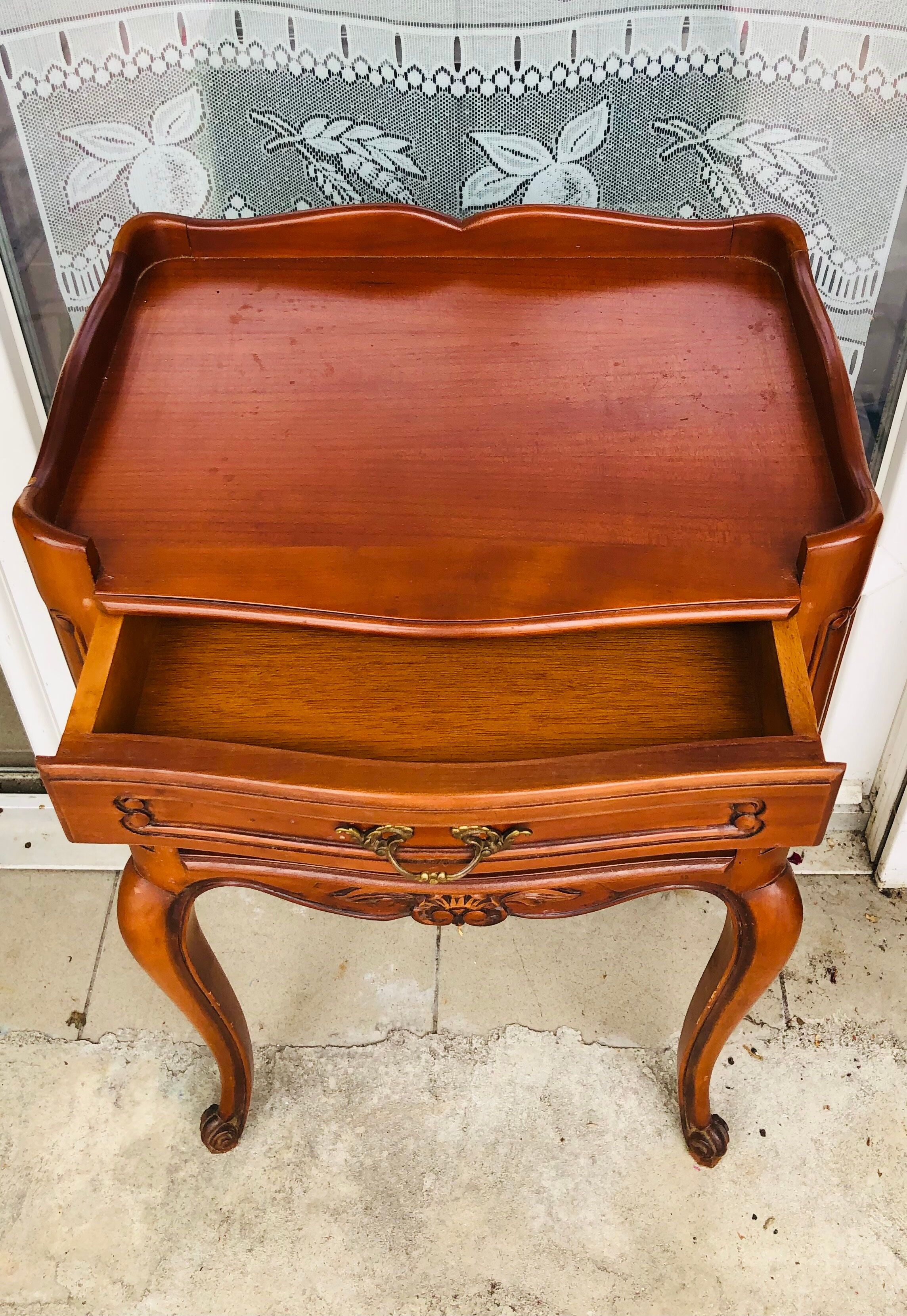 Bedside in wood shade cherry