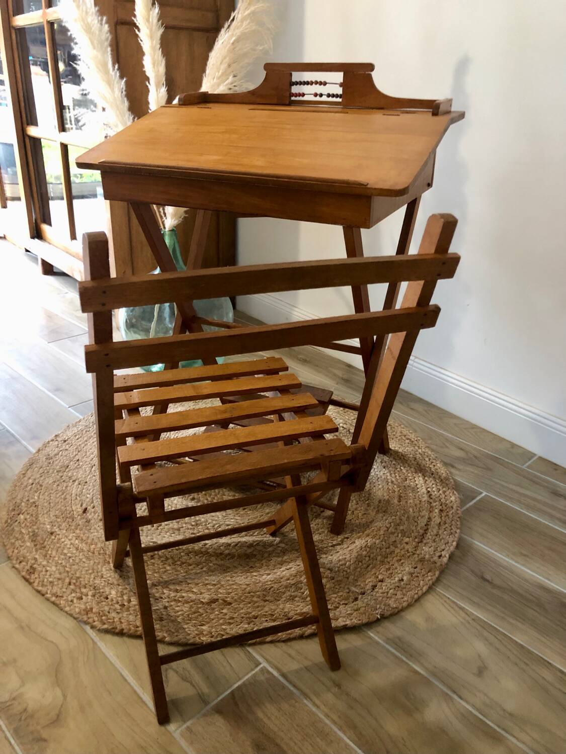 Clerc Pampo children's desk