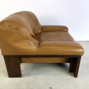 Fauteuil en cuir brutaliste, années 1960