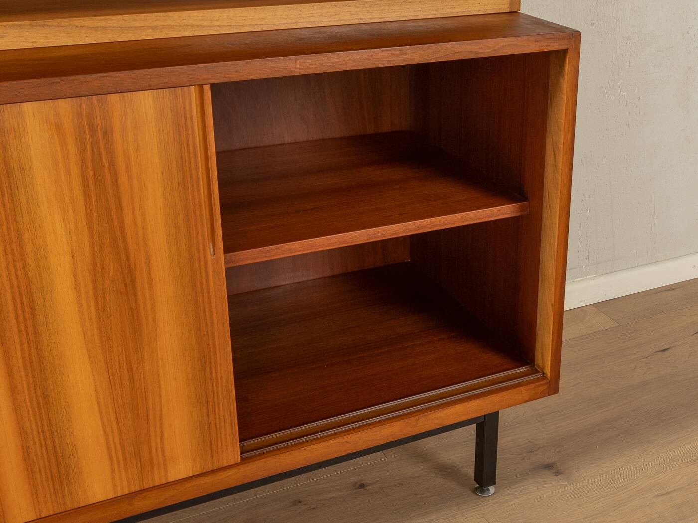 1950s dresser, vintage