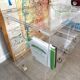 Paire de tables de chevet en plexiglas transparent