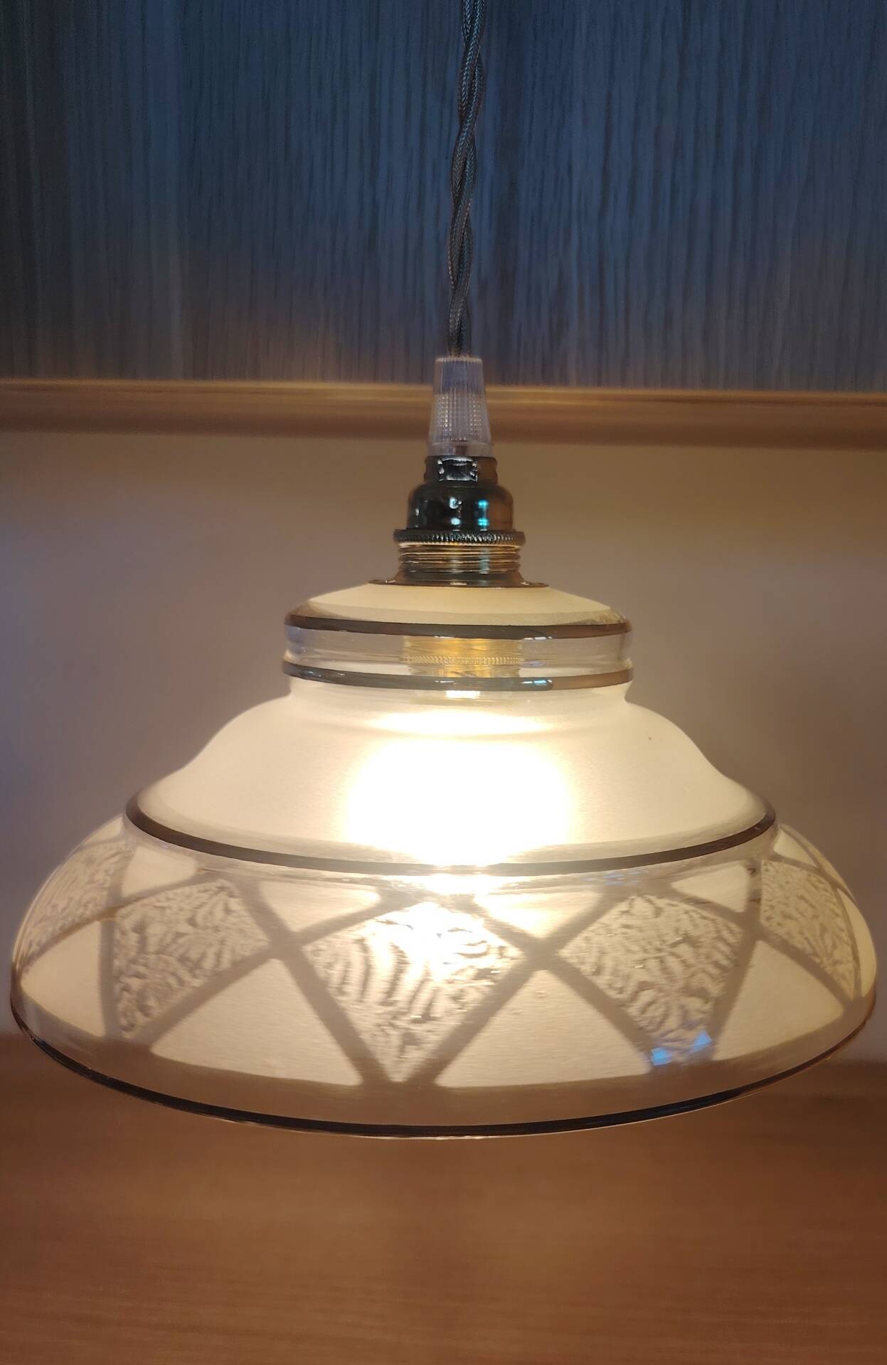 Art Deco glass suspension