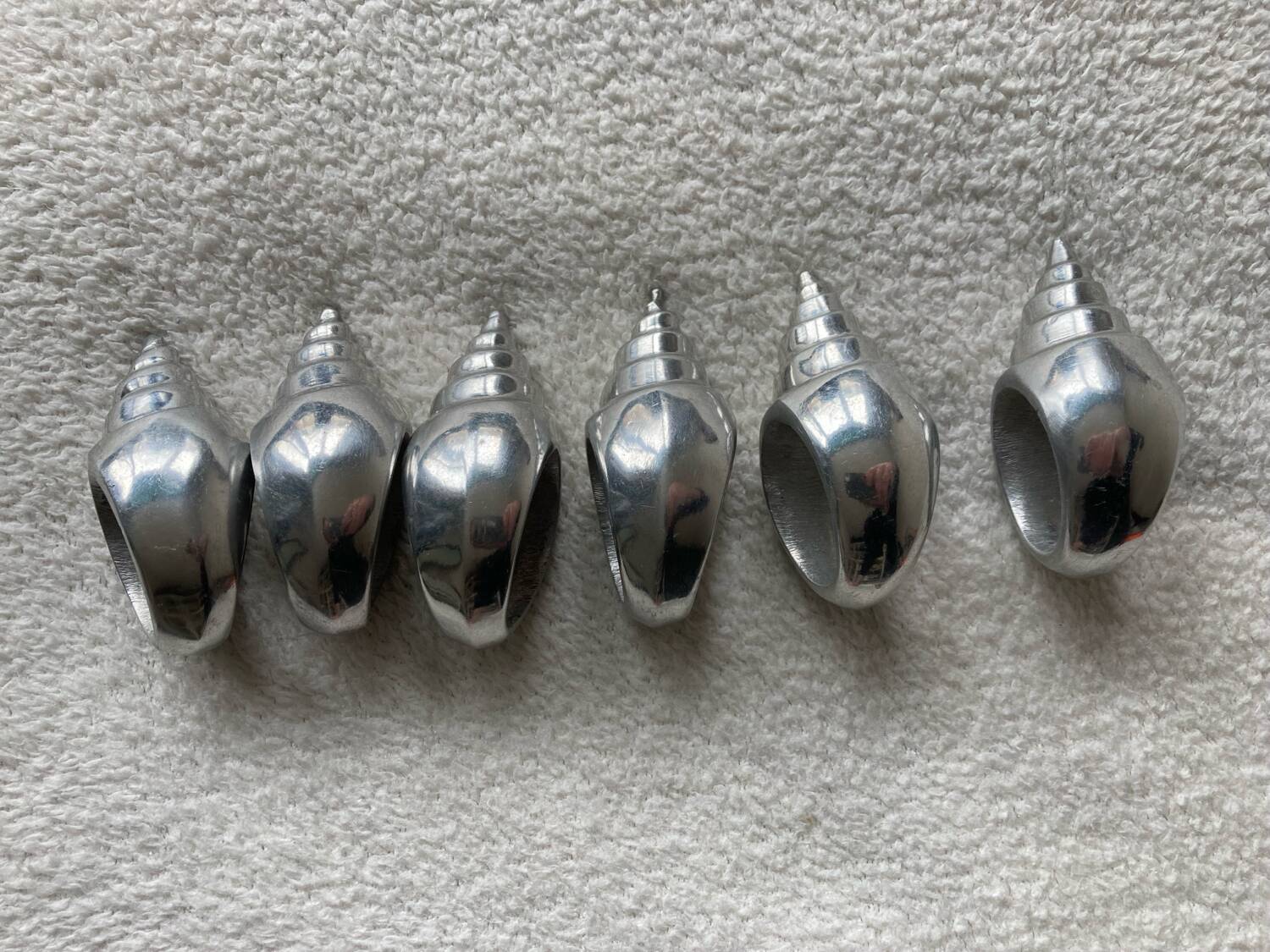 6 silver metal shell napkin rings