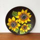Assiette murale de poterie d'atelier allemande du milieu du siècle avec motif tournesol de Ruscha, années 1960