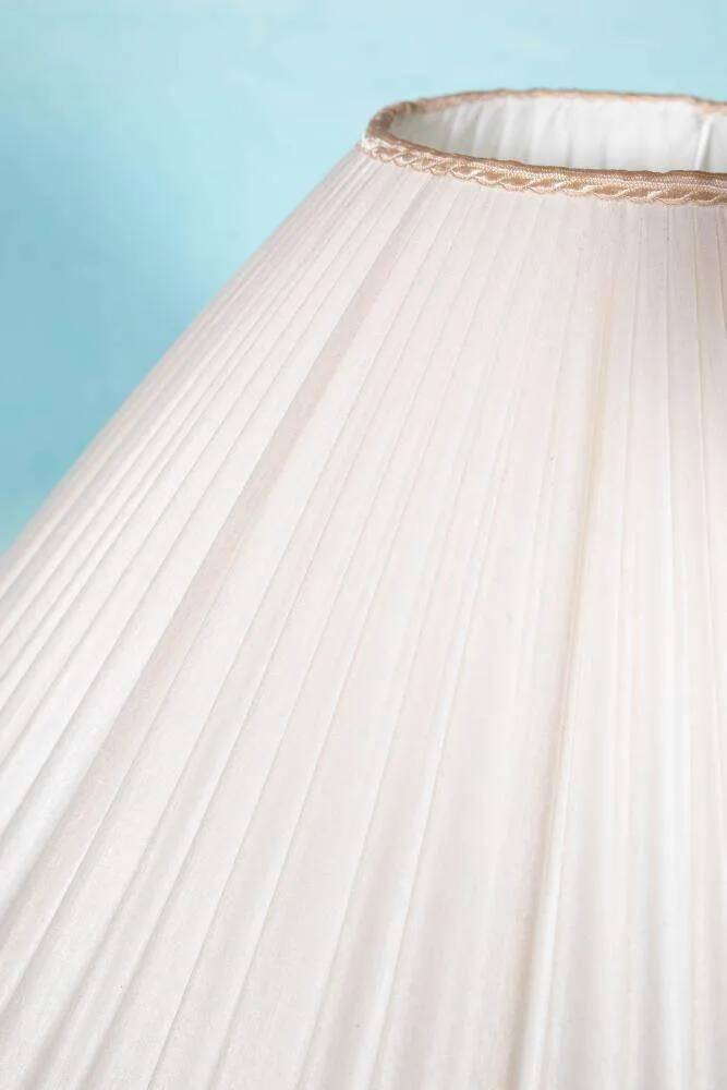 Vintage 1970s bohemian ceramic table lamp.