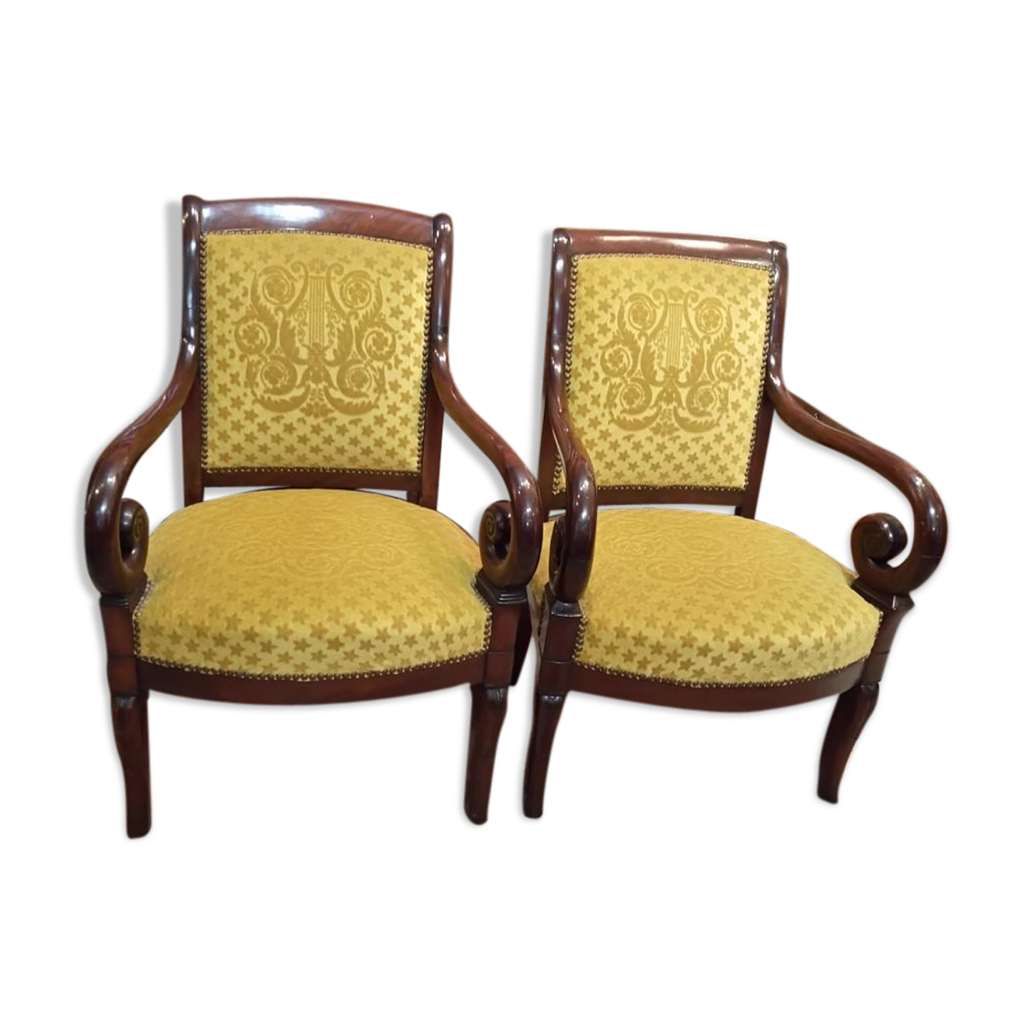 Pair of lacrosse XIX mahogany chairs