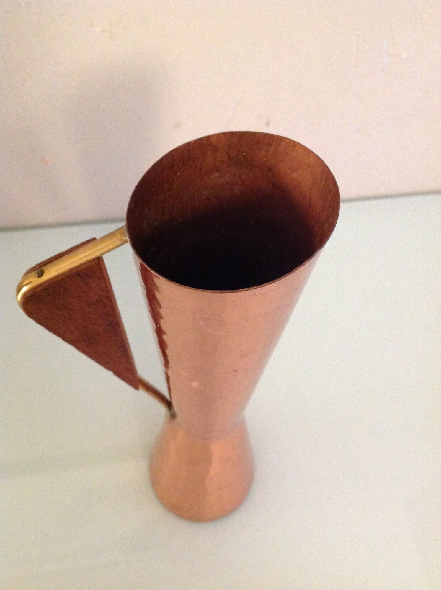 Diabolo vase in hammered red copper 60/70