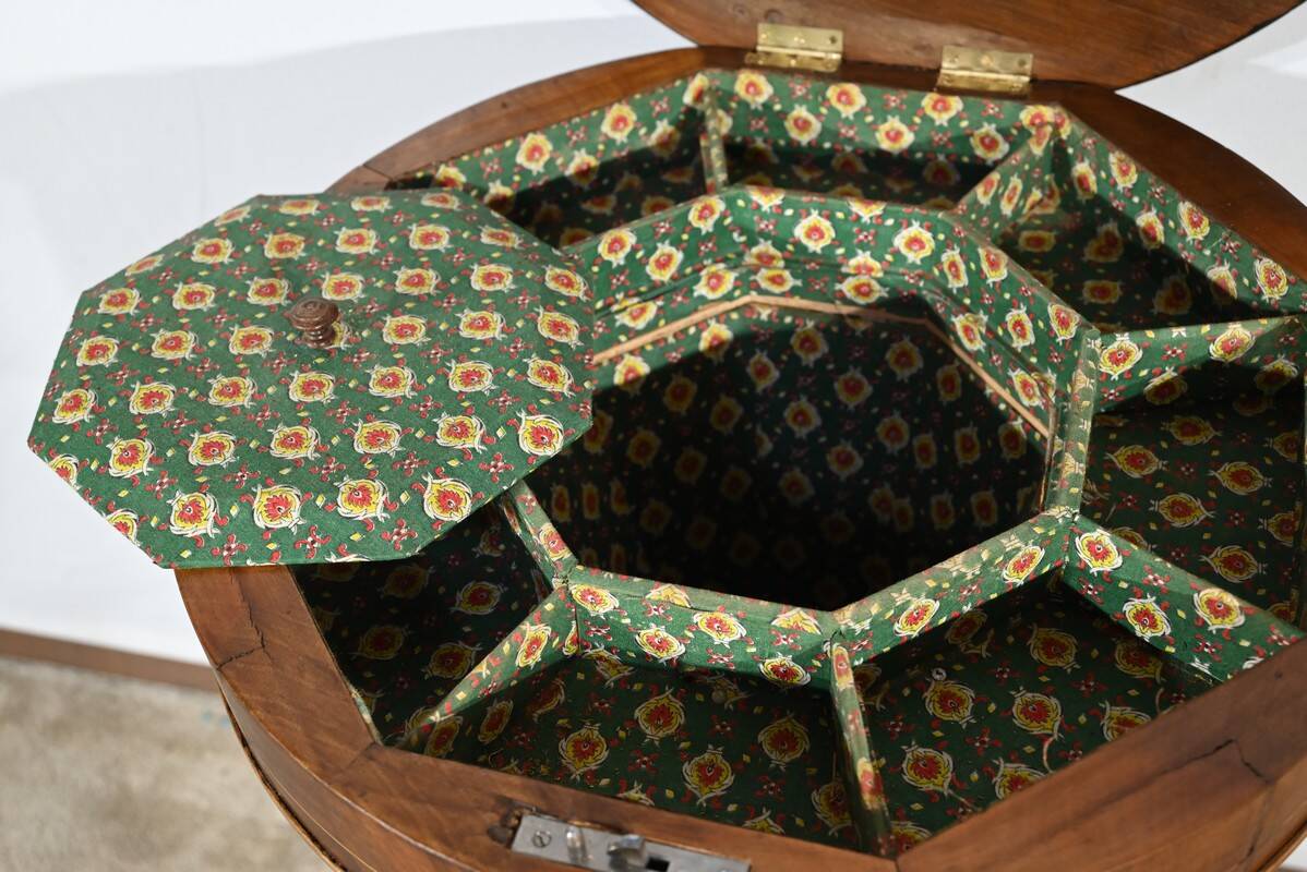 Trumpet Table for Work and Games, Walnut – Late 19th Century