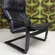 Fauteuil vintage IKEA années 1980 Cuir noir & ottoman