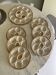 Set of 6 plates and 1 large oyster dish. Saint Clément.