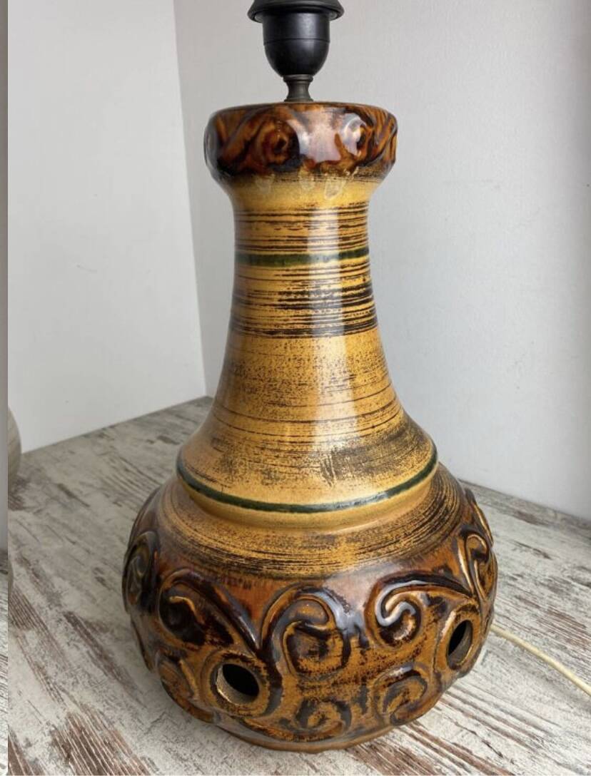 Pied de lampe en céramique à double éclairage