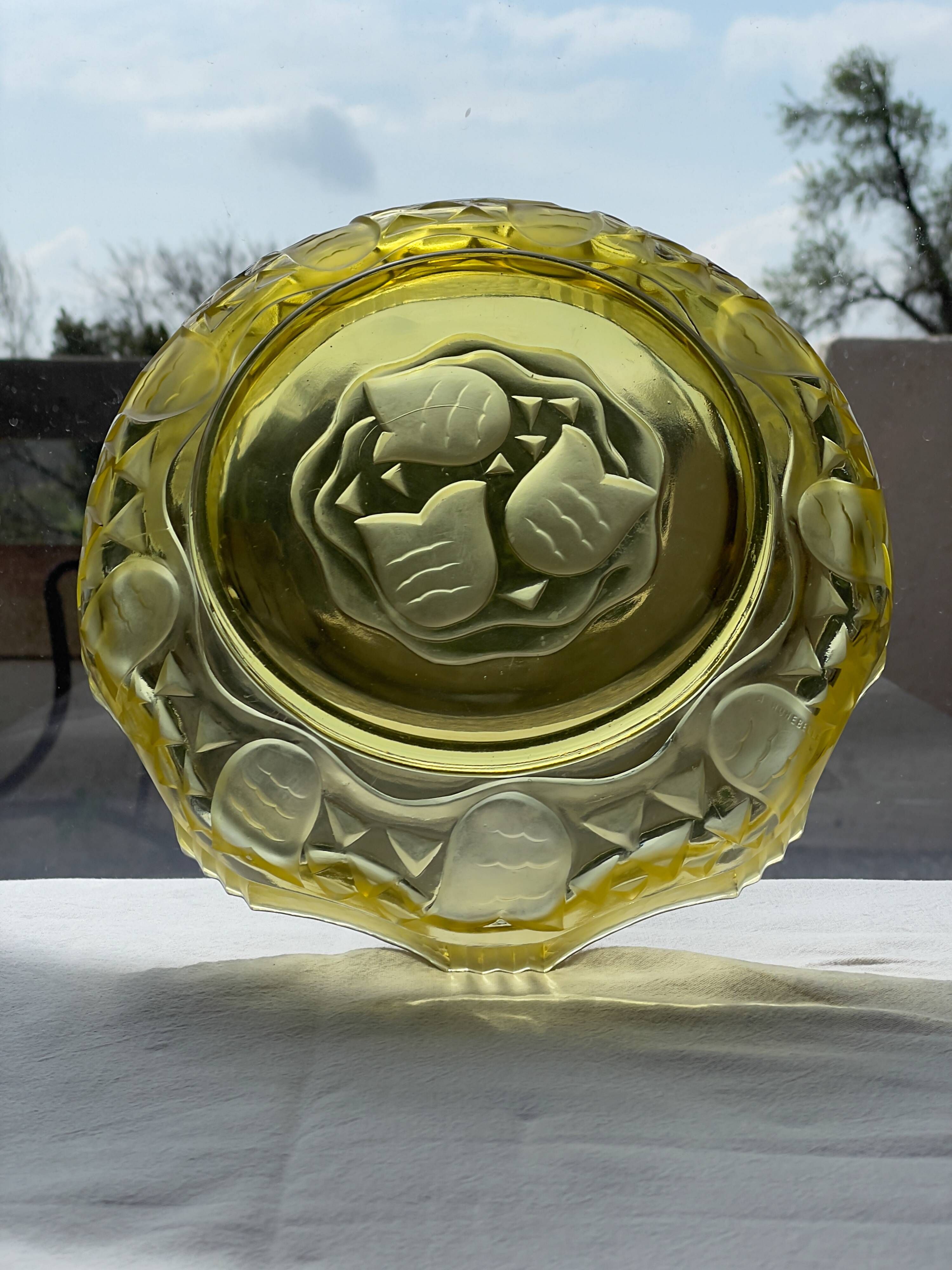 Rare Art Deco salad bowl by André Hunebelle in yellow molded pressed glass