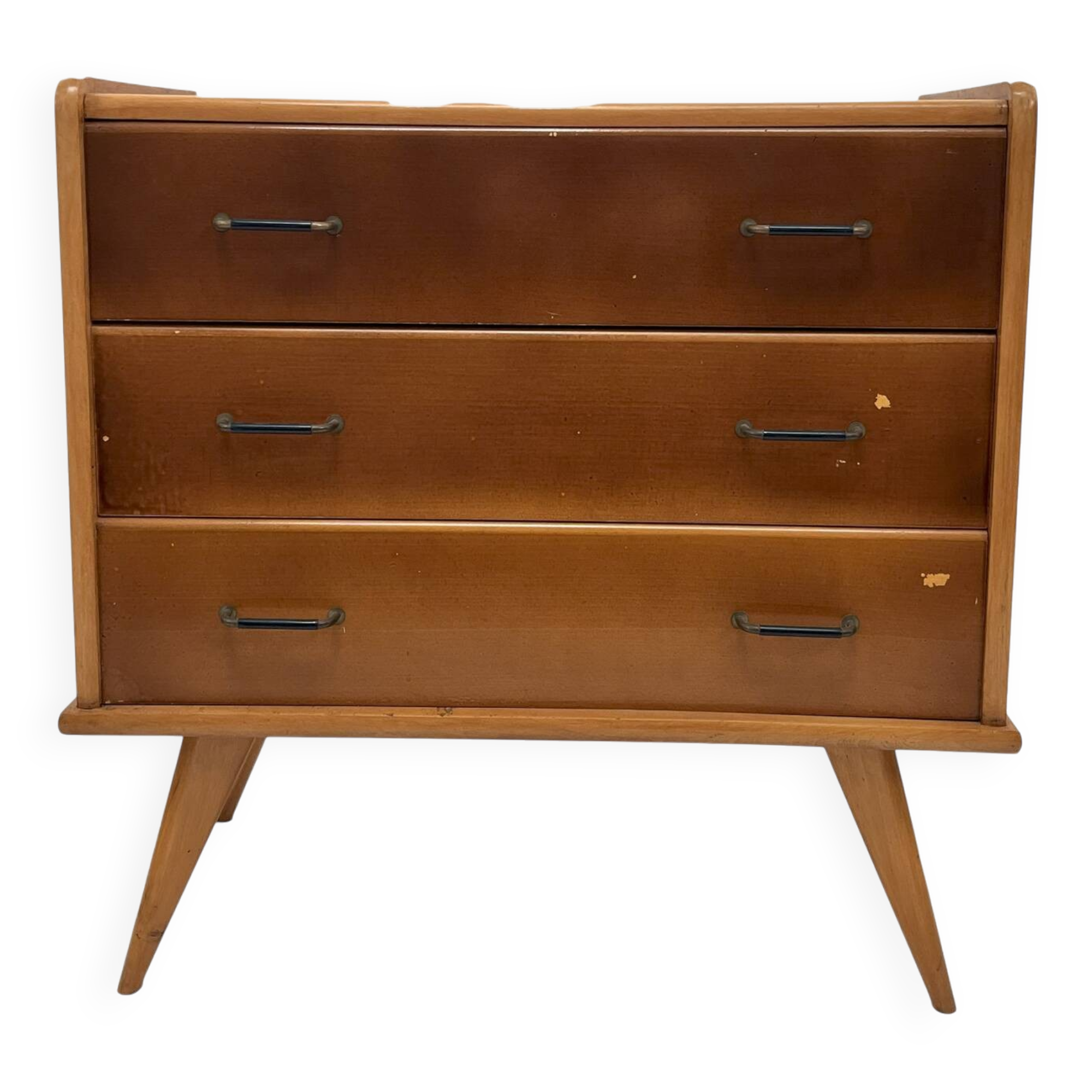 Commode en bois au style scandinave