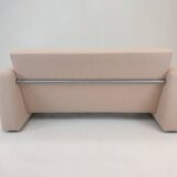 Banc à deux places Artifort Modèle 691, rembourré en laine rose douce, années 1980.