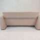 Banc à deux places Artifort Modèle 691, rembourré en laine rose douce, années 1980.