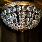 Lustre doré à Pampilles en cristal, plafonnier montgolfière XXème