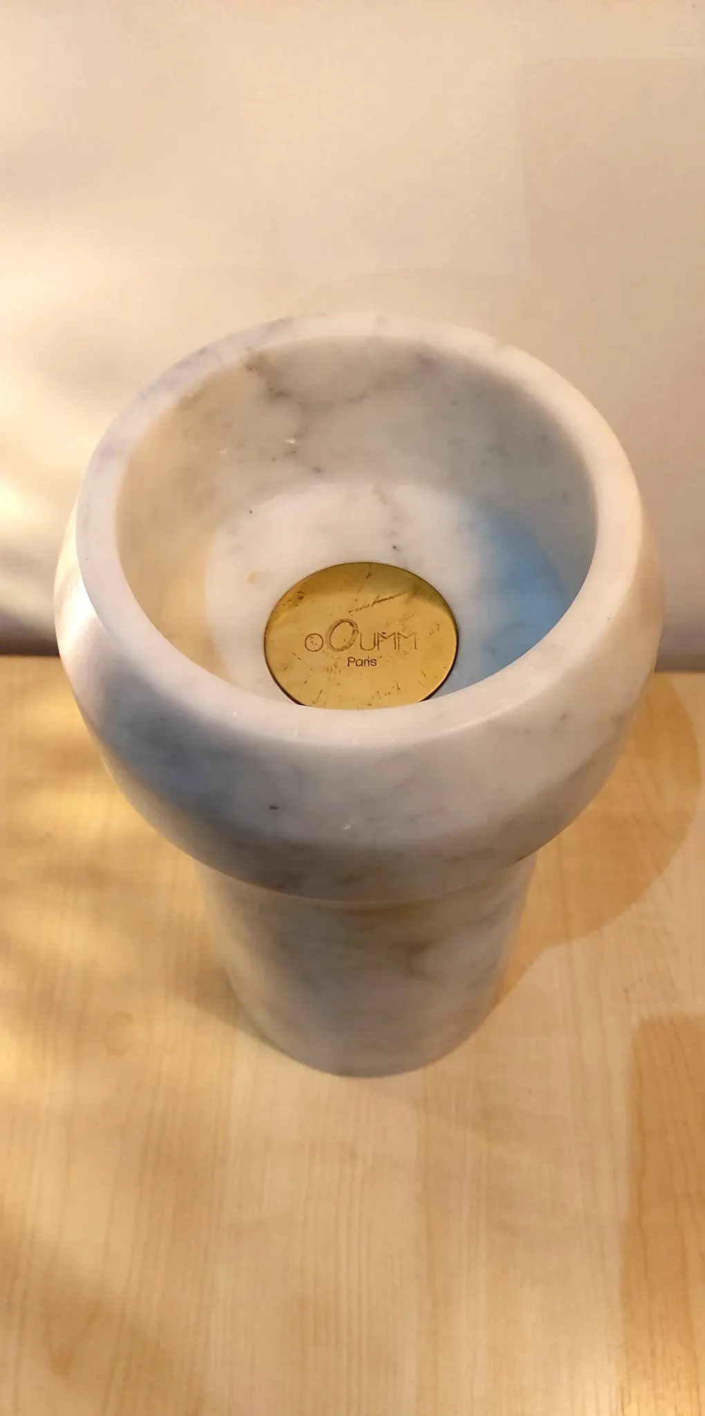 Octans marble candle holder from Ooumm