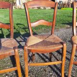 6 old mulched chairs in fruitier