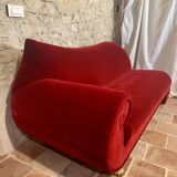 Bretz sofa, Gaudi model, red velvet