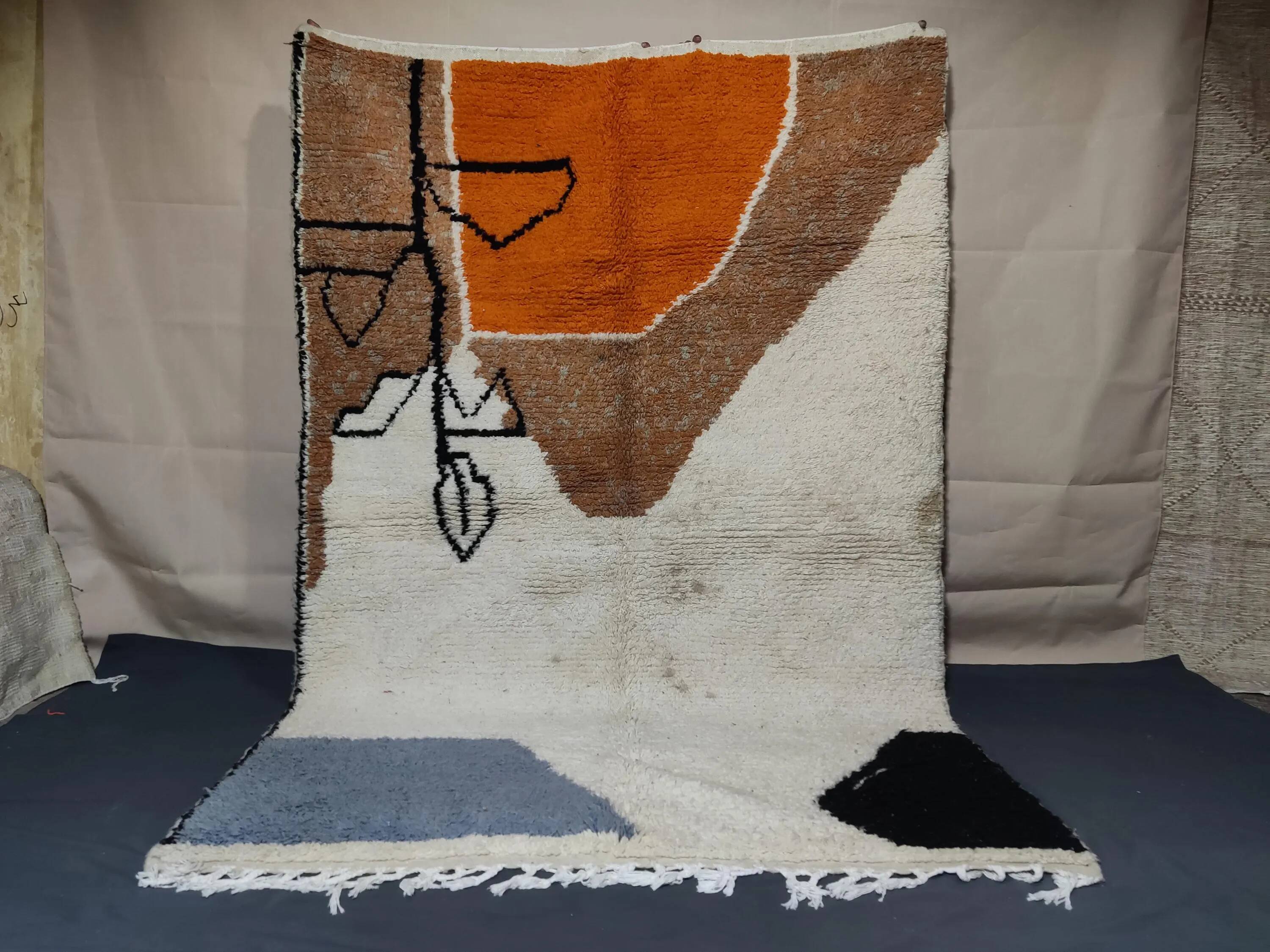 Handmade traditional carpet 250cm x 150cm Moroccan