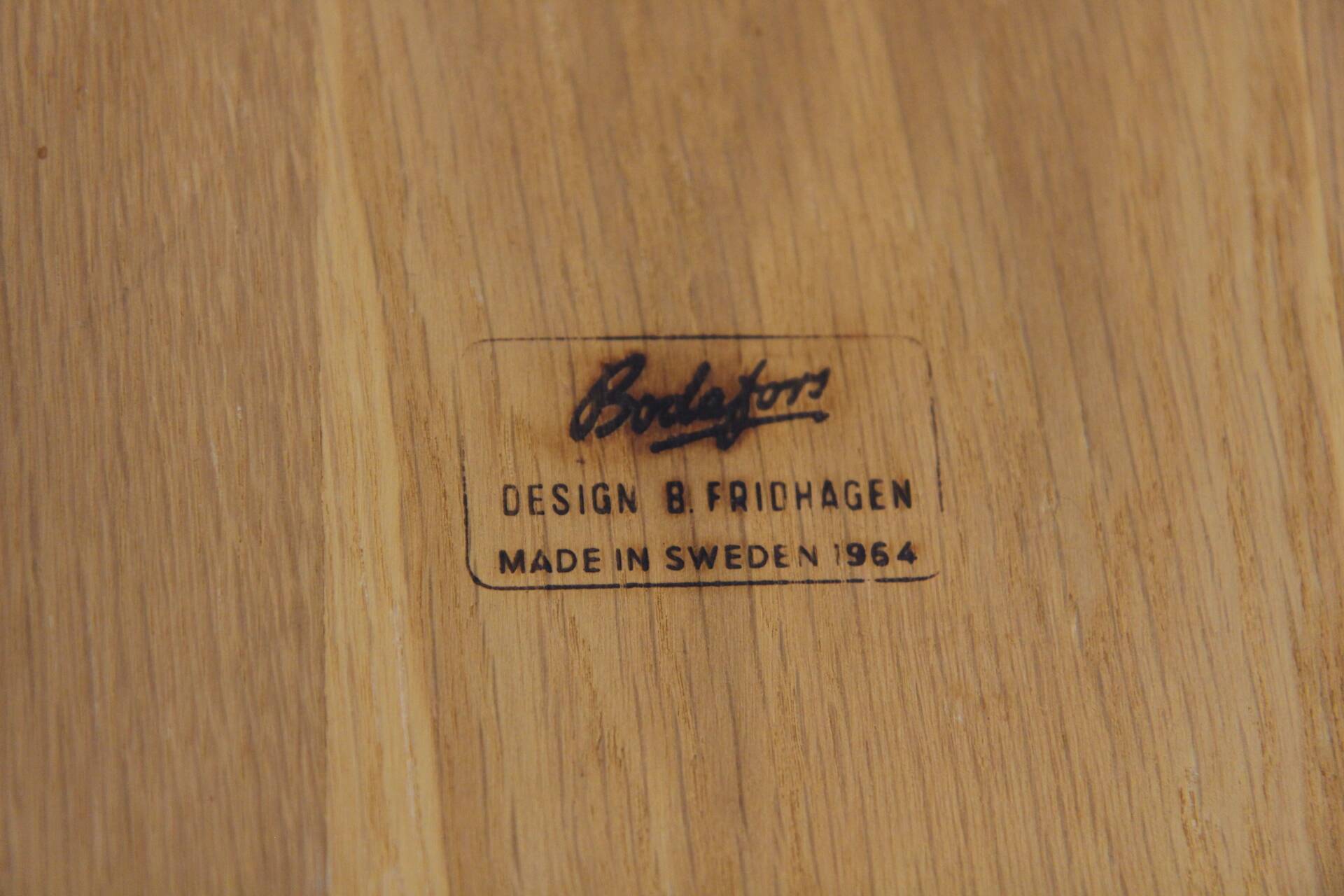 Scandinavian coffee table, Bertil Fridhagen for Bodafors, Sweden, 1960.