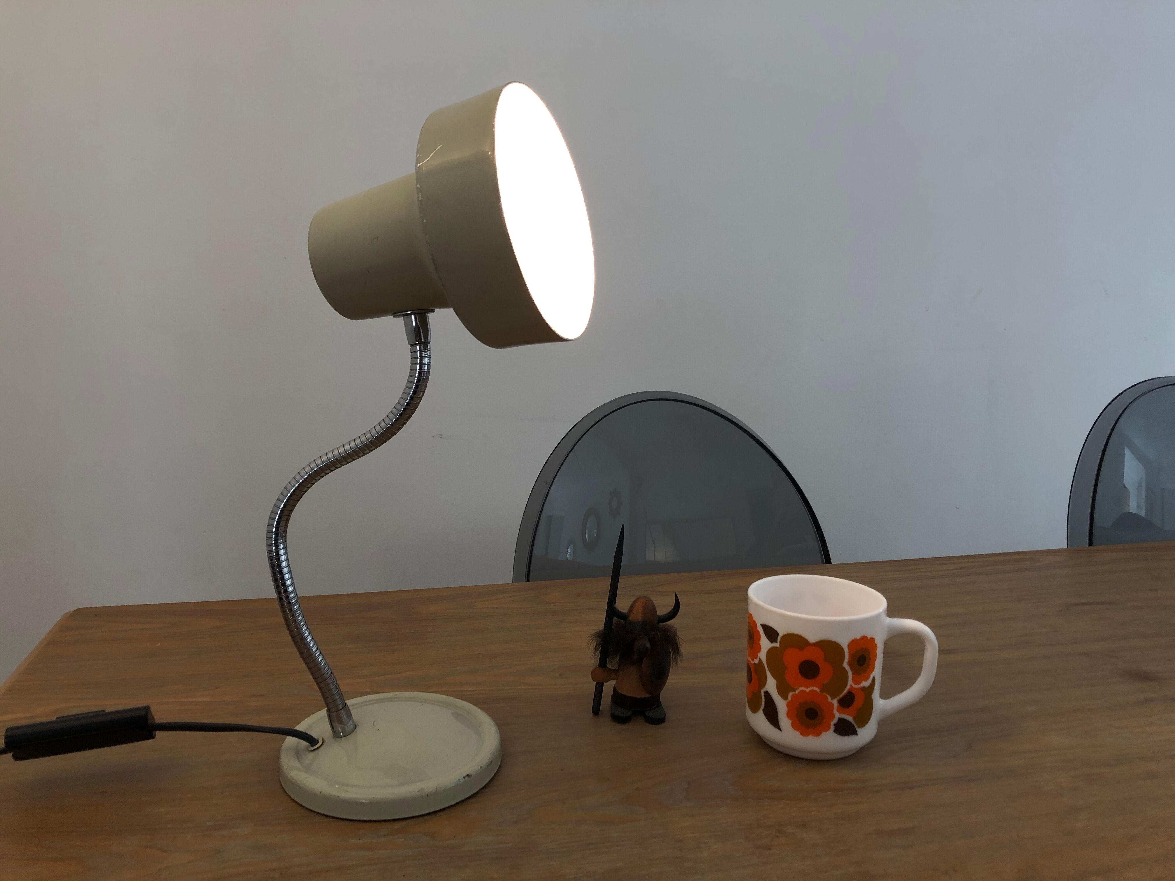 Unilux 70 design flexible desk lamp