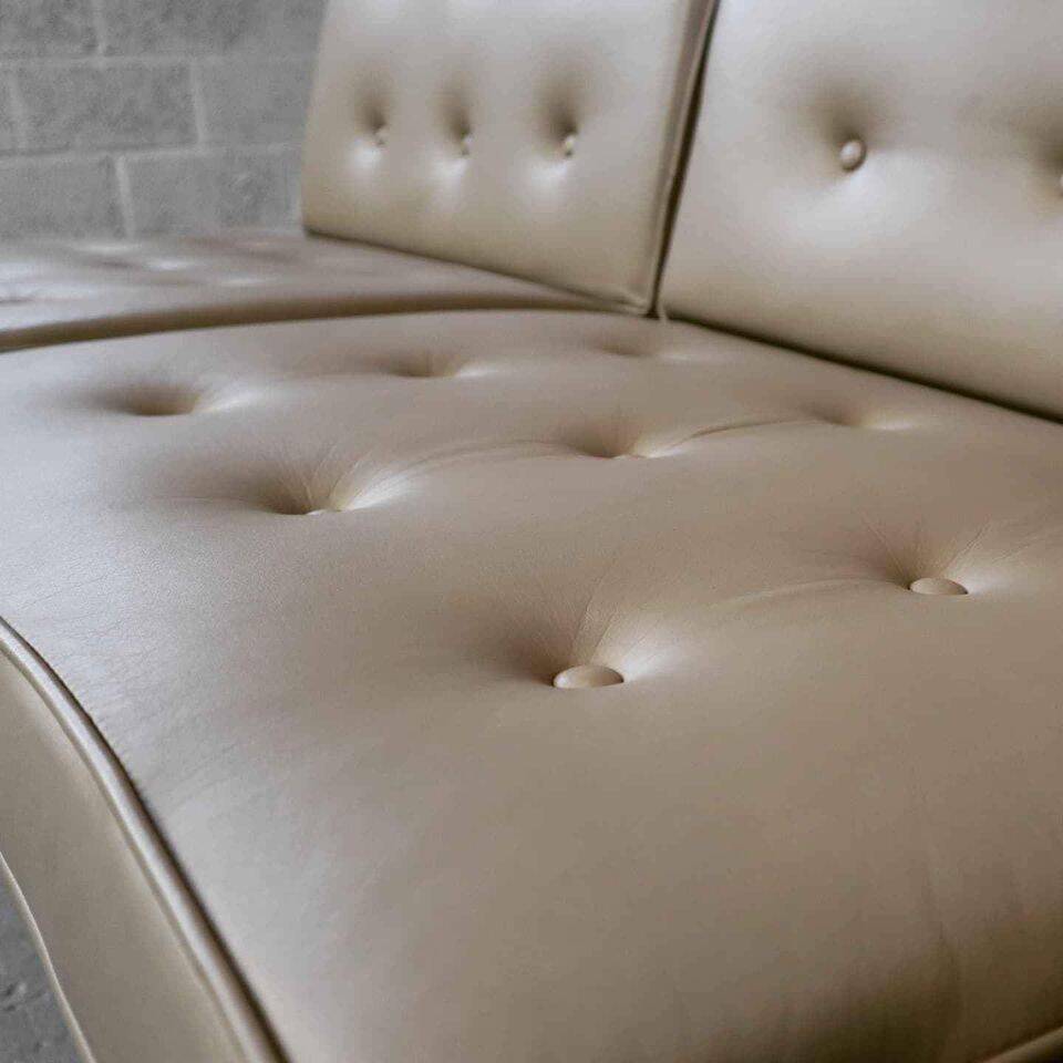 Florence Knoll two-seater in leather mod. 65 for Knoll International