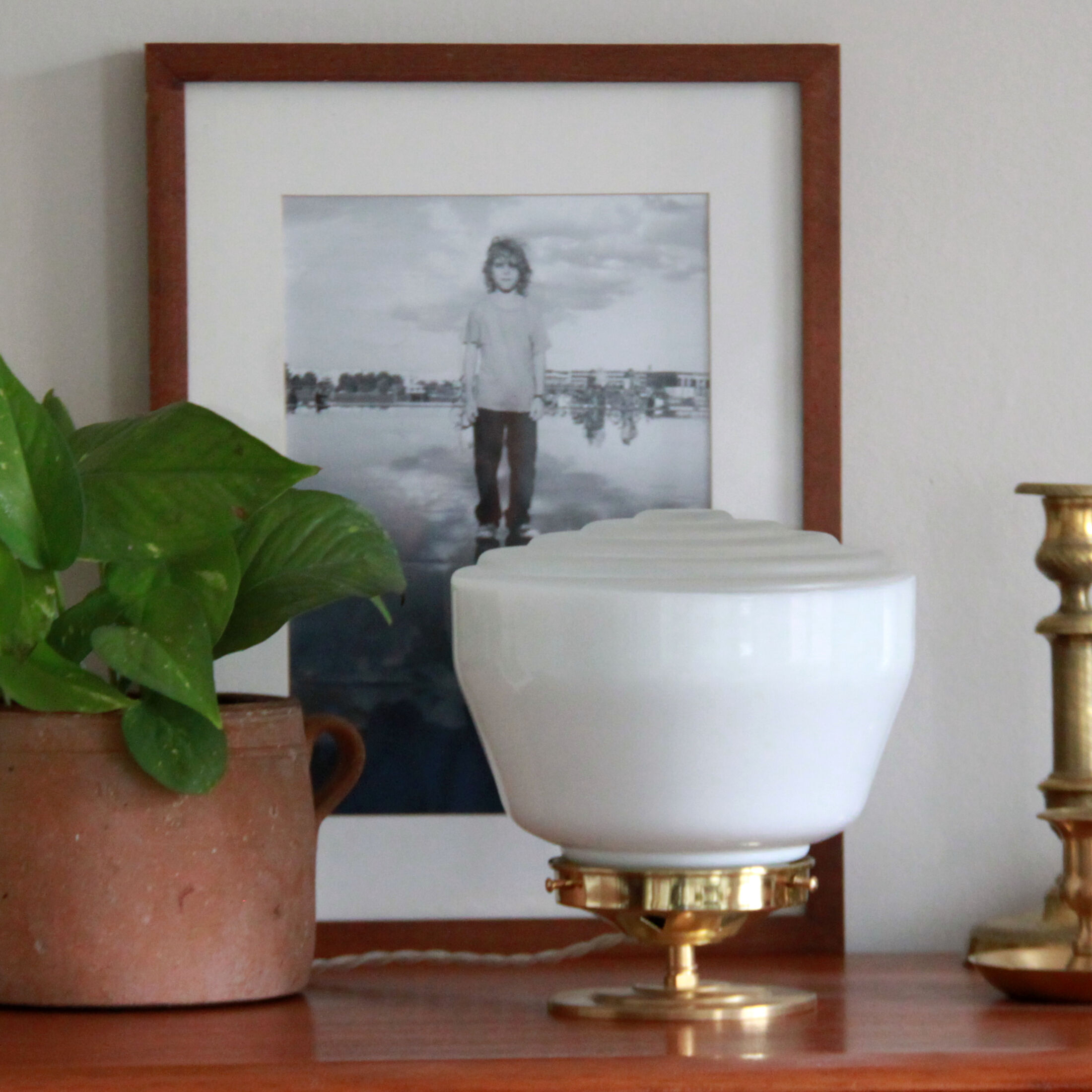 Table lamp brass and glass white