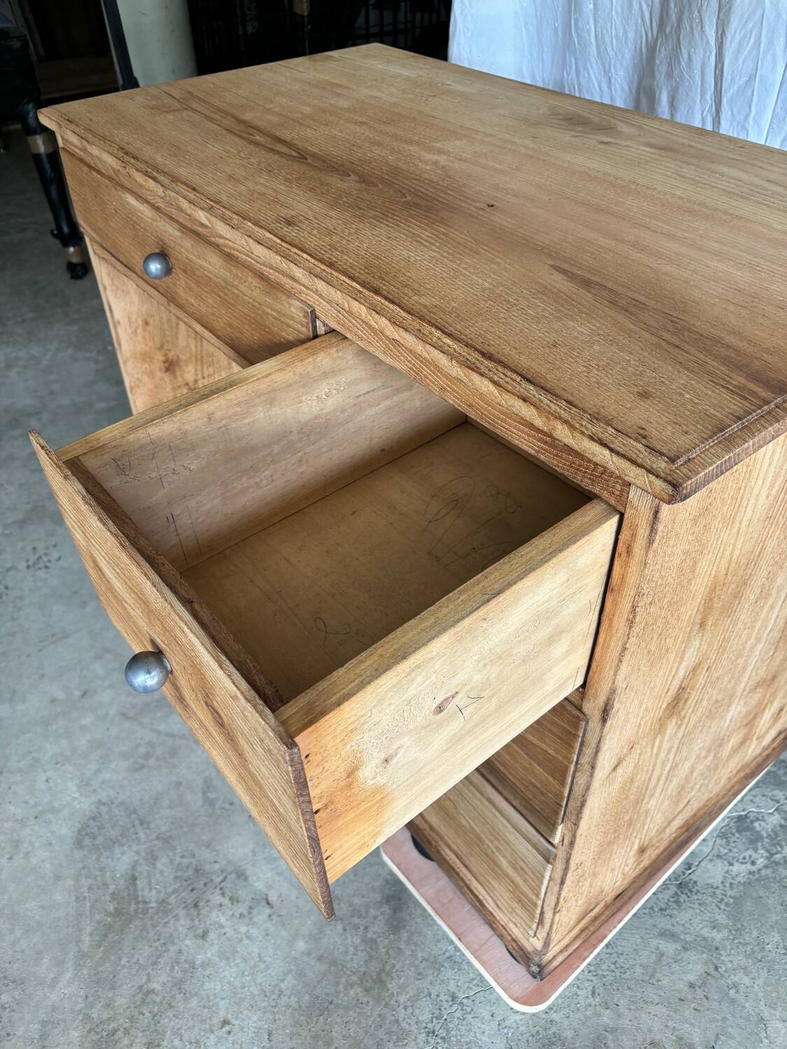 Bureau bois massif 1930