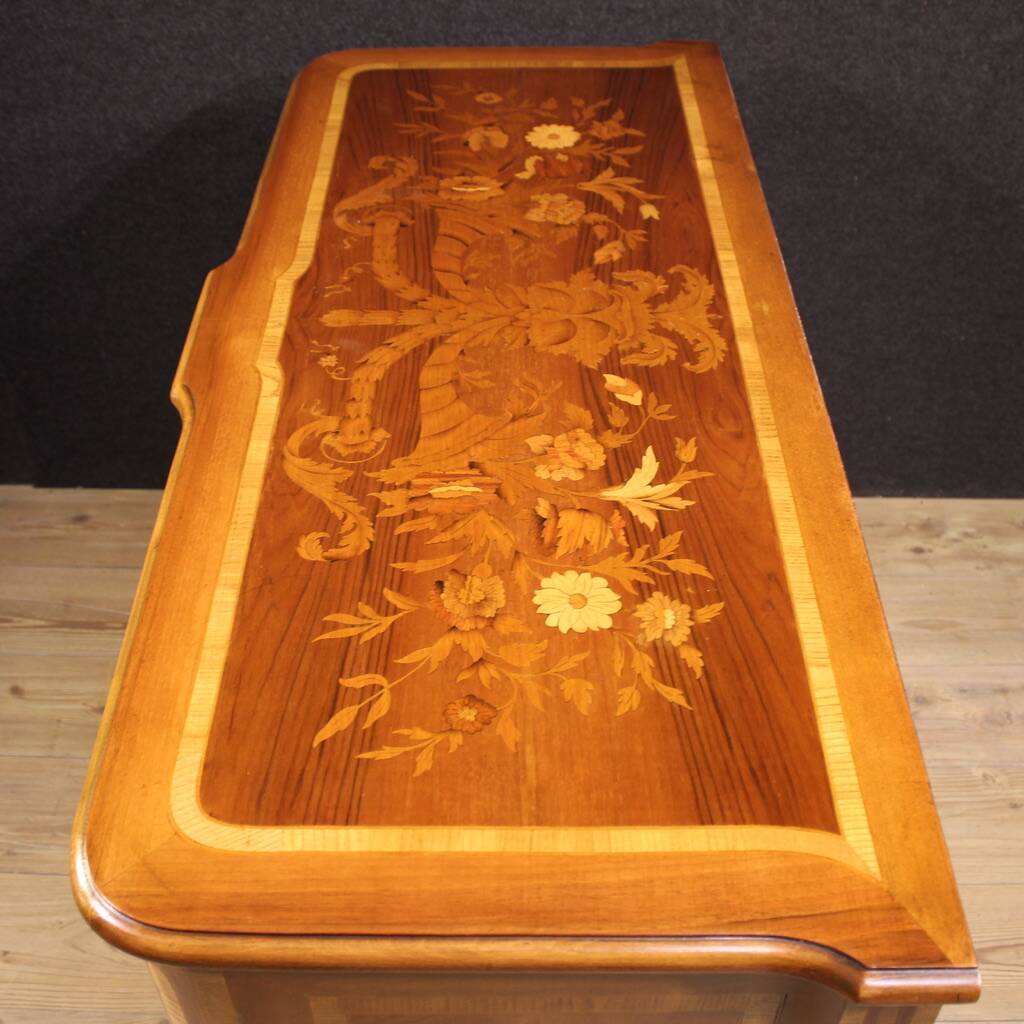 Commode en marqueterie italienne du 20e siècle