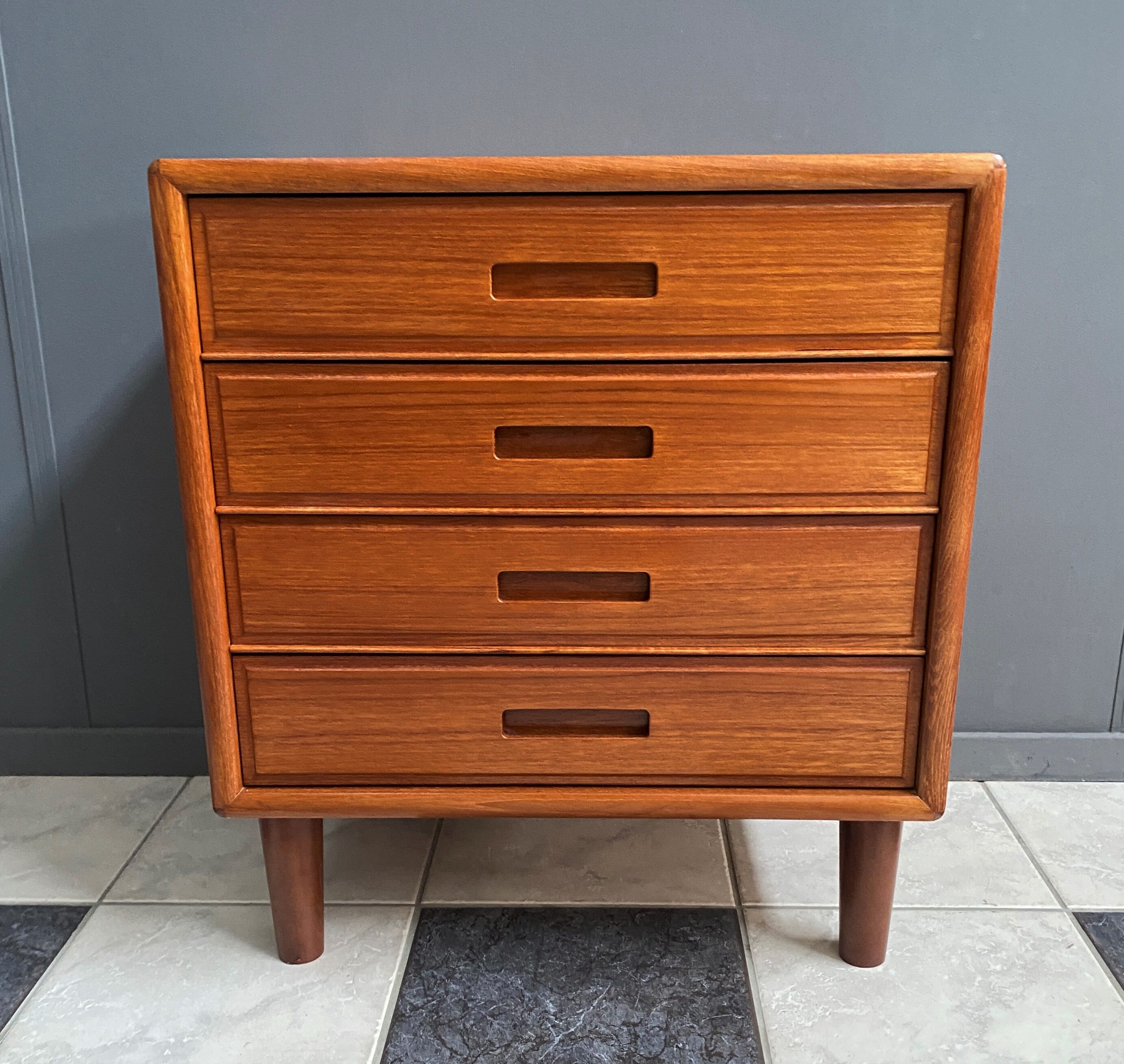 Teak chest of drawers Danish 1960s