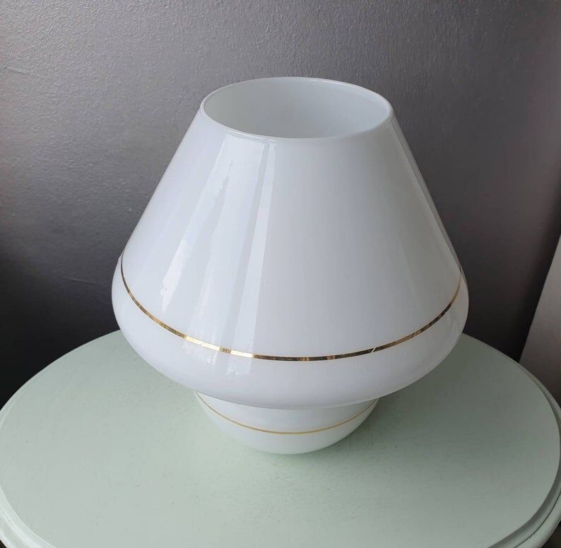 All-glass mushroom lamp with golden lines