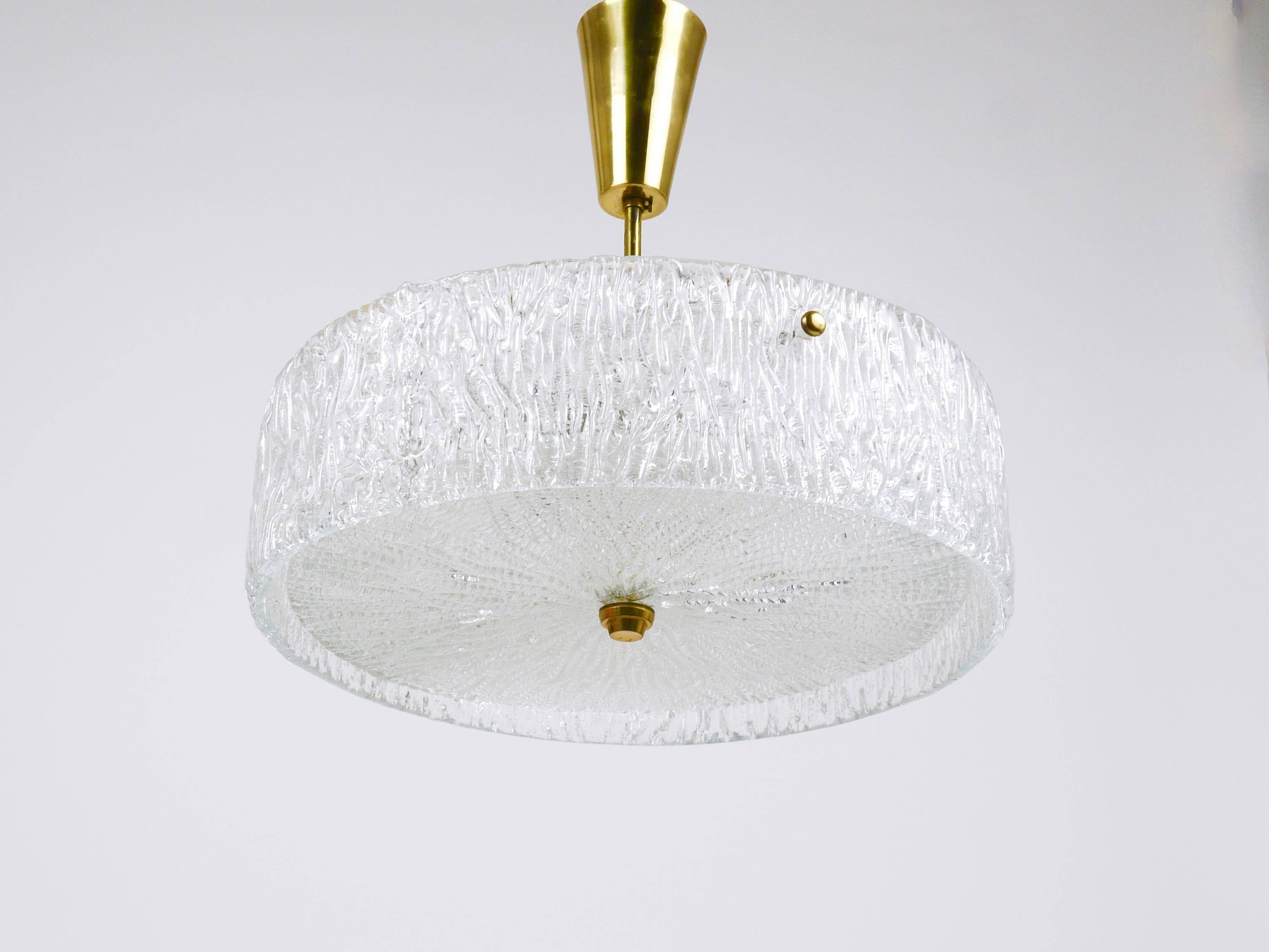 J.T. Kalmar Lustre pendant light in brass and textured glass, 1950s