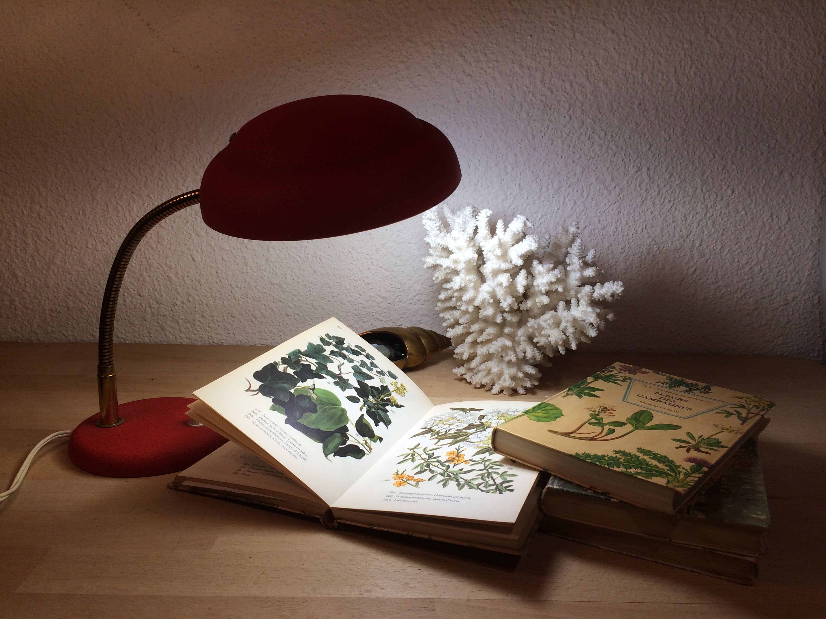 Lampe de bureau flexible rouge années 50 vintage