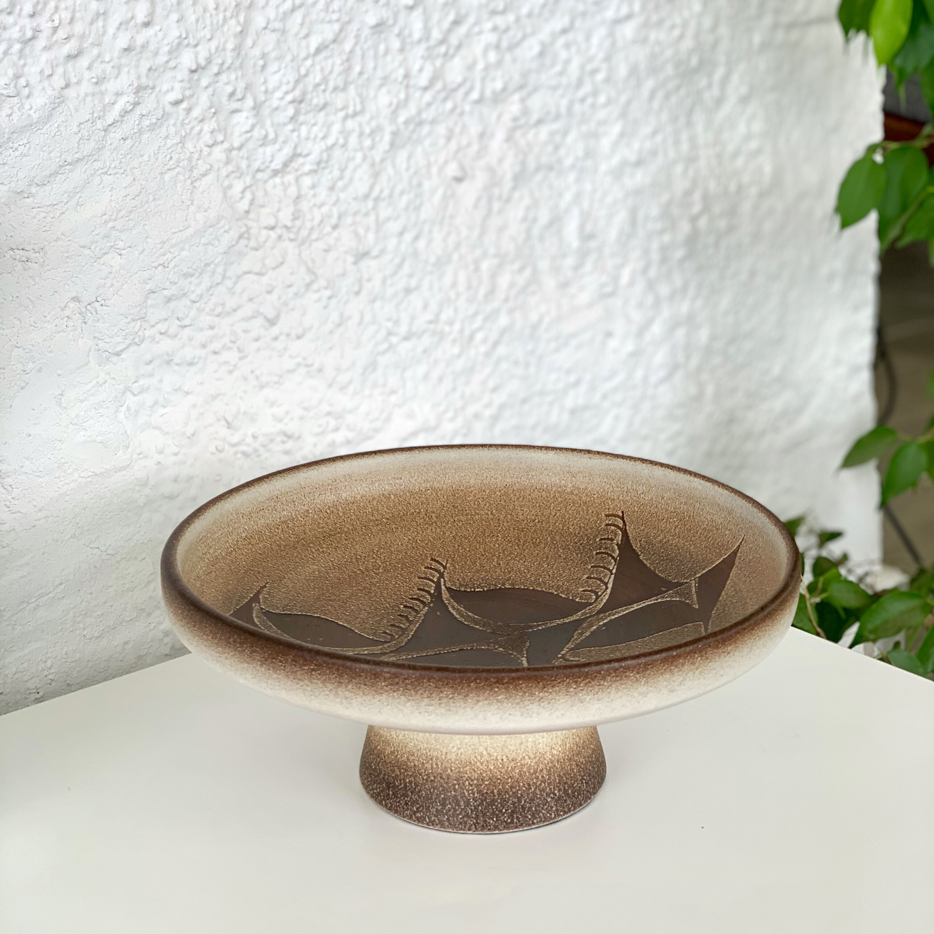 Artisanal ceramic compote bowl "Serra", 1960
