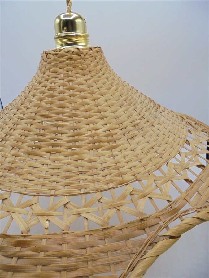 Hanging lamp wicker
